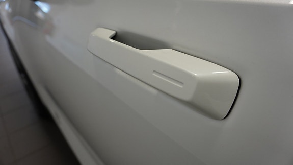 Polestar 2 13 of 22