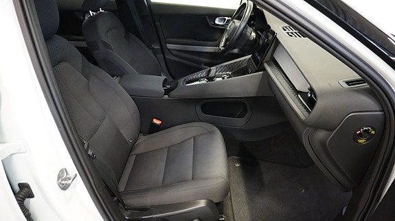 Polestar 2 10 of 22