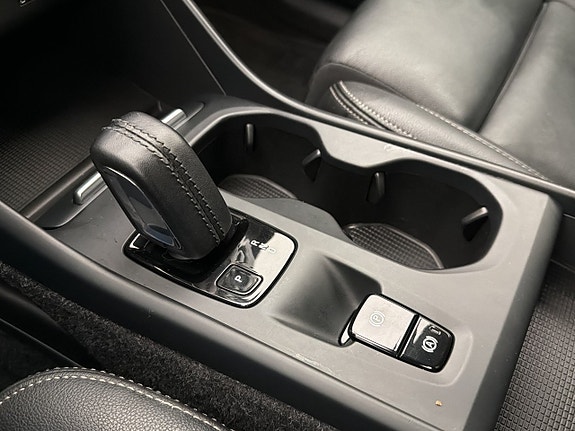 Volvo XC40 26 of 30