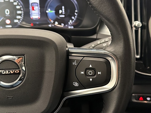 Volvo XC40 18 of 30