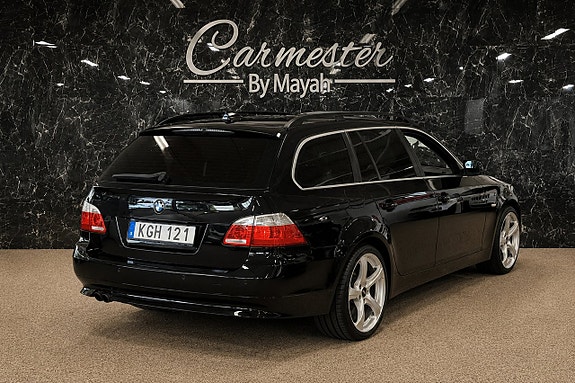 BMW 523i 4 of 18