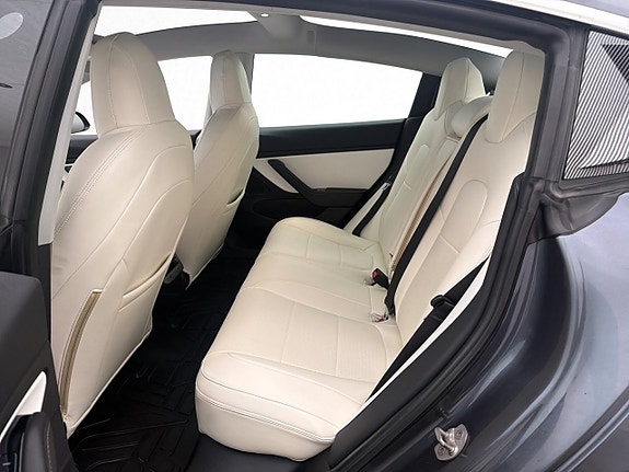 Tesla Model 3 17 of 30