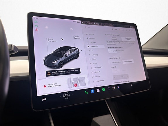 Tesla Model 3 26 of 30