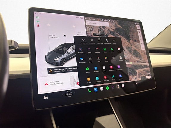 Tesla Model 3 24 of 30
