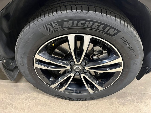 Volvo XC60 18 of 23