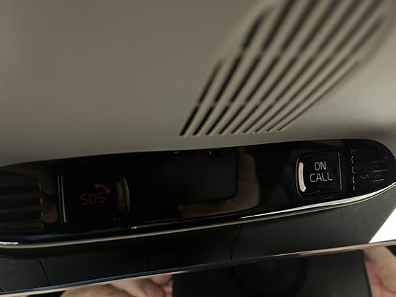 Volvo XC60 19 of 23