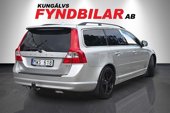 Volvo V70 4 of 7