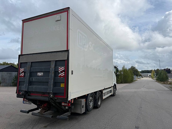 Volvo FH510 6x2*4 Ekeri skåp/ Bakgavellyft 4 of 9