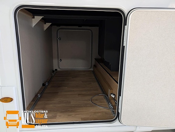 Pilote P 740 FGJ Evidence 140hk Aut 200Liti 210W Solc Vinterpaket 17 of 25