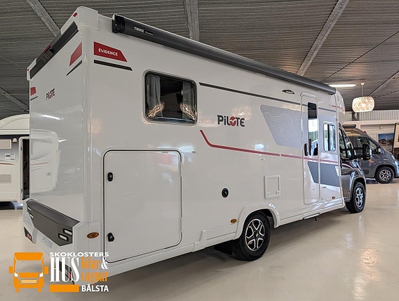 Pilote P 740 FGJ Evidence 140hk Aut 200Liti 210W Solc Vinterpaket 4 of 25