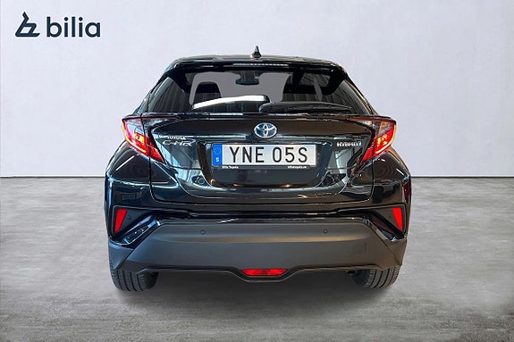 Toyota C-HR 5 of 21