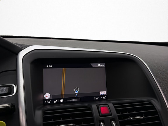 Volvo XC60 21 of 30