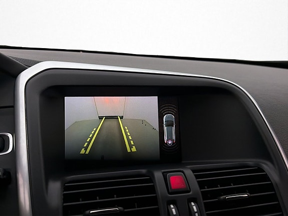 Volvo XC60 20 of 30
