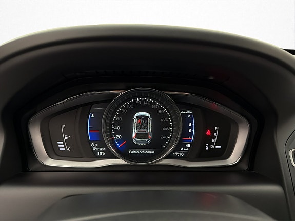 Volvo XC60 17 of 30