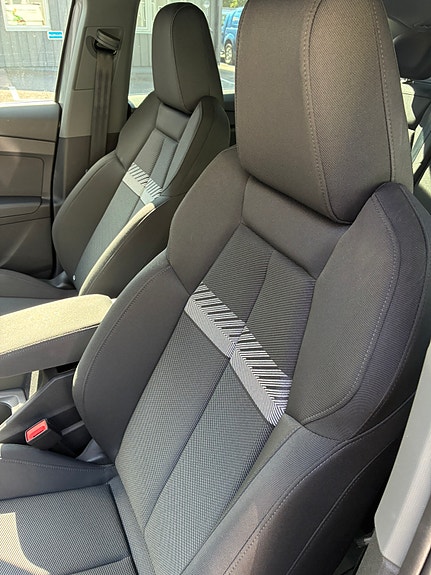 Audi Q4 e-tron 7 of 8