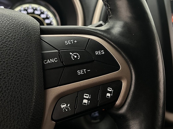 Jeep Cherokee 20 of 30