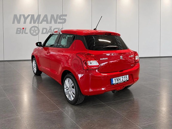 Suzuki Swift 3 of 10