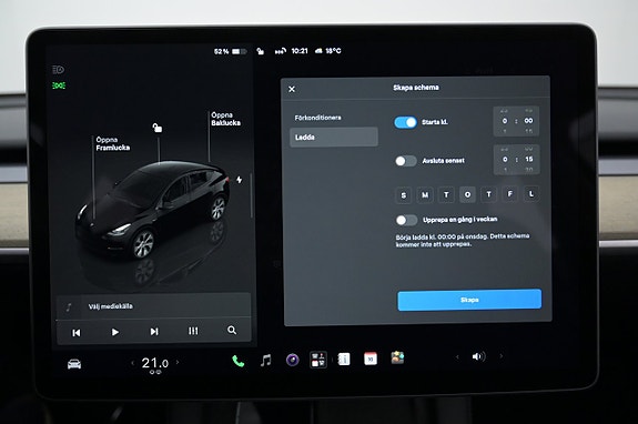 Tesla Model Y 16 of 27