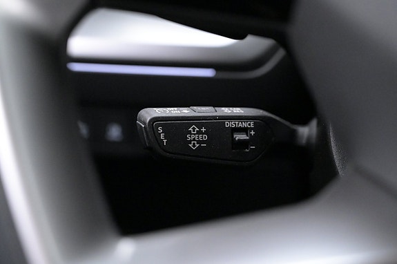Audi Q4 e-tron 8 of 27