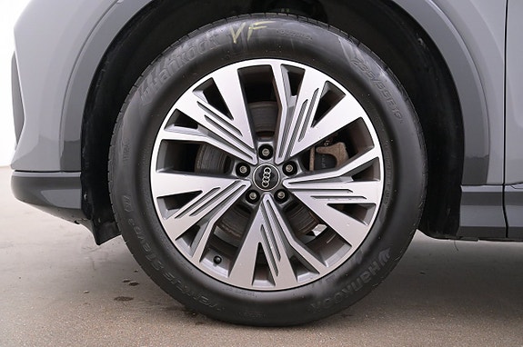 Audi Q4 e-tron 27 of 27