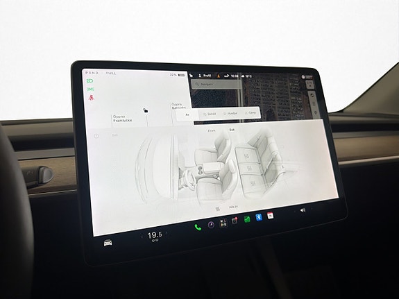 Tesla Model Y 19 of 30