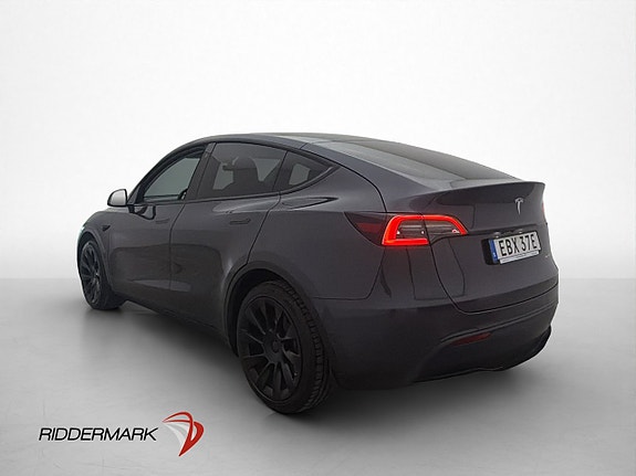 Tesla Model Y 6 of 30