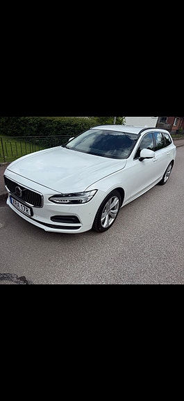 Volvo V90 2 of 11