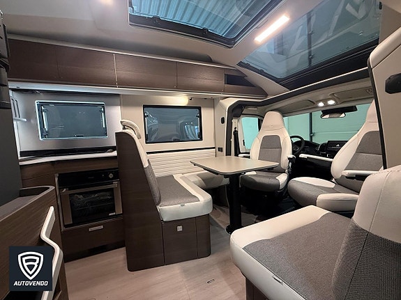 Adria Coral SUPREME 670 SL 21 of 23