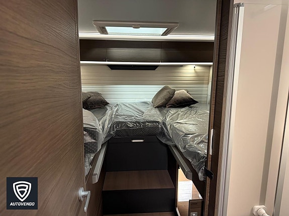 Adria Coral SUPREME 670 SL 14 of 23