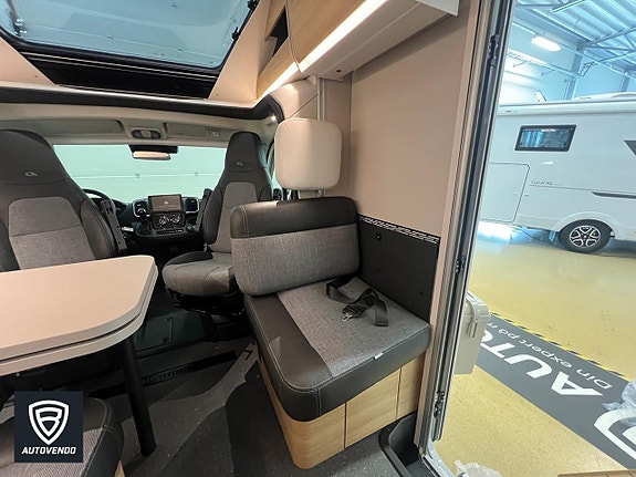 Adria MATRIX SELECT 670 SL 4 of 23
