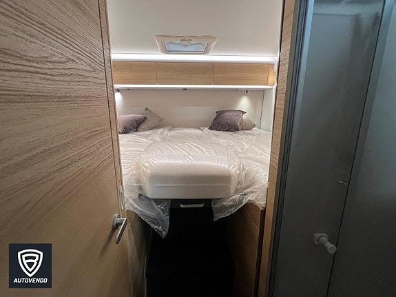 Adria MATRIX SELECT 670 SL 11 of 23