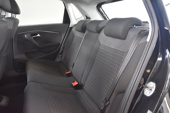 Volkswagen Polo 13 of 14