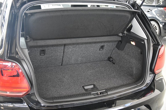 Volkswagen Polo 14 of 14