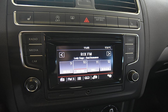 Volkswagen Polo 11 of 14
