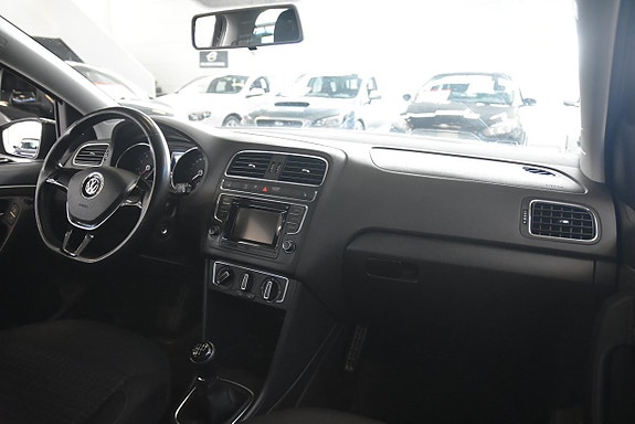 Volkswagen Polo 9 of 14