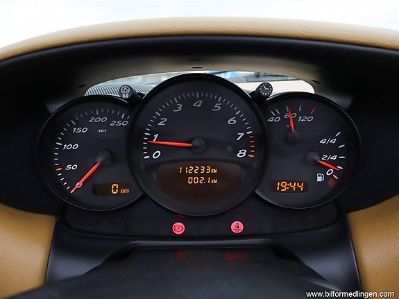 Porsche Boxster 9 of 18