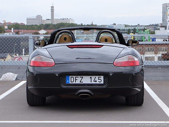 Porsche Boxster 15 of 18