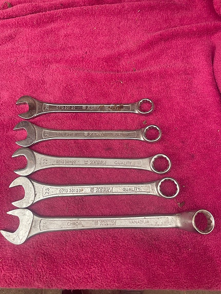Product image 1 of 5