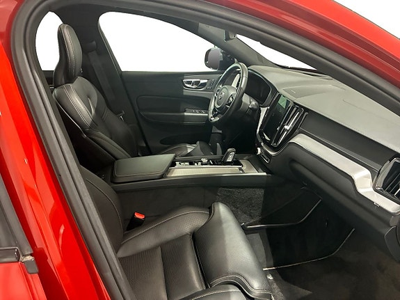Volvo XC60 4 of 13