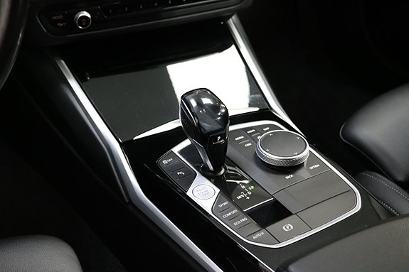BMW 320d 10 of 26
