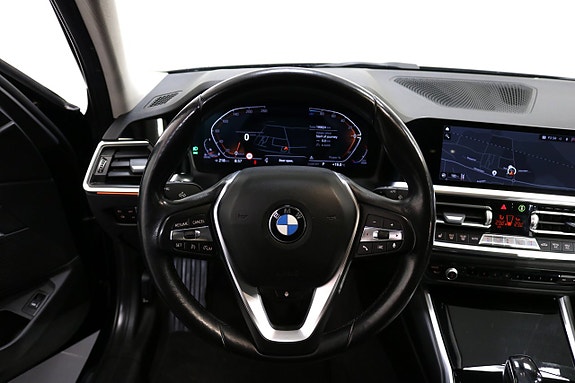 BMW 320d 9 of 26