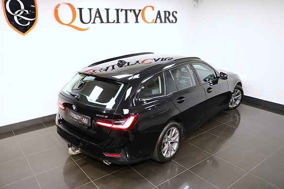BMW 320d 19 of 26