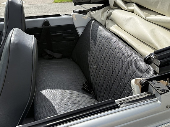Volkswagen 1303 9 of 13