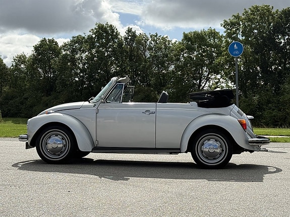 Volkswagen 1303 6 of 13