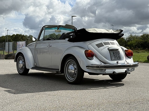 Volkswagen 1303 5 of 13