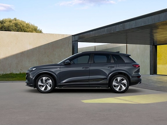 Audi Q6 e-tron 5 of 11