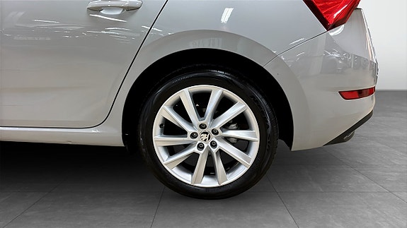 Skoda Scala 6 of 12