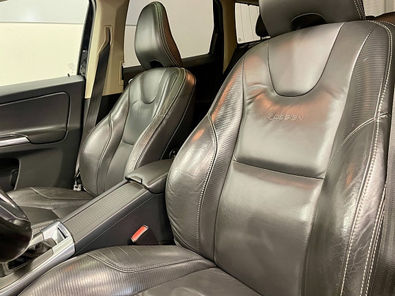 Volvo XC60 9 of 26