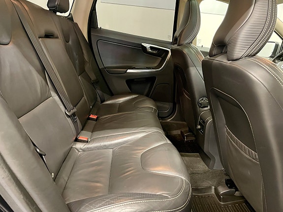Volvo XC60 24 of 26