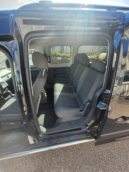 Volkswagen Caddy Maxi 7 of 18